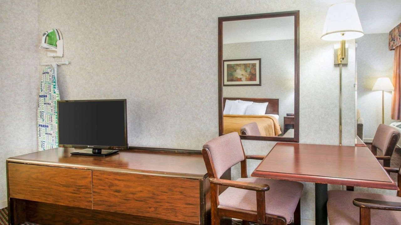 Photo of Bedroom in Troy