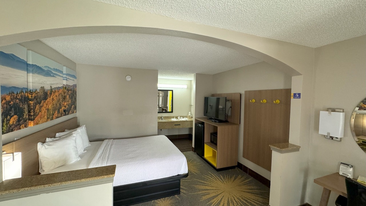 Photo of Bedroom in Tuscaloosa