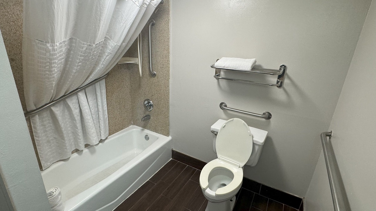 Photo of Bathroom in Tuscaloosa