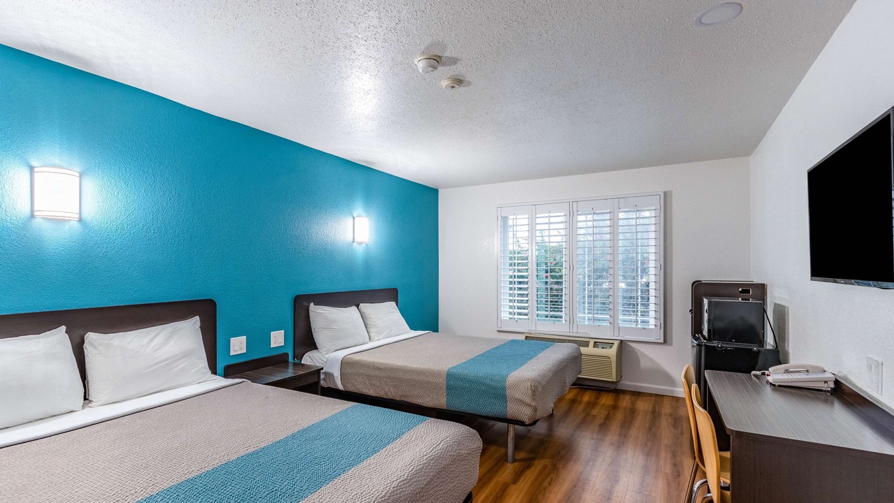 Photo of Bedroom in Fountain Valley