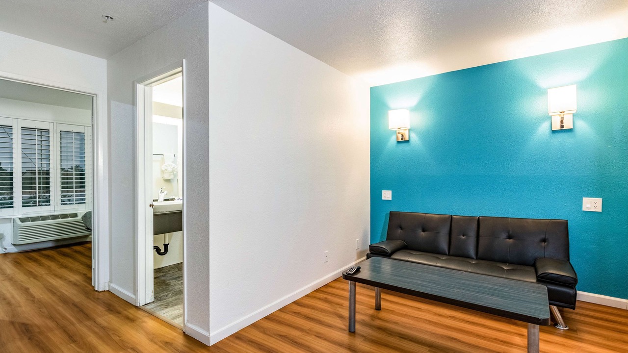Photo of Livingroom in Fountain Valley