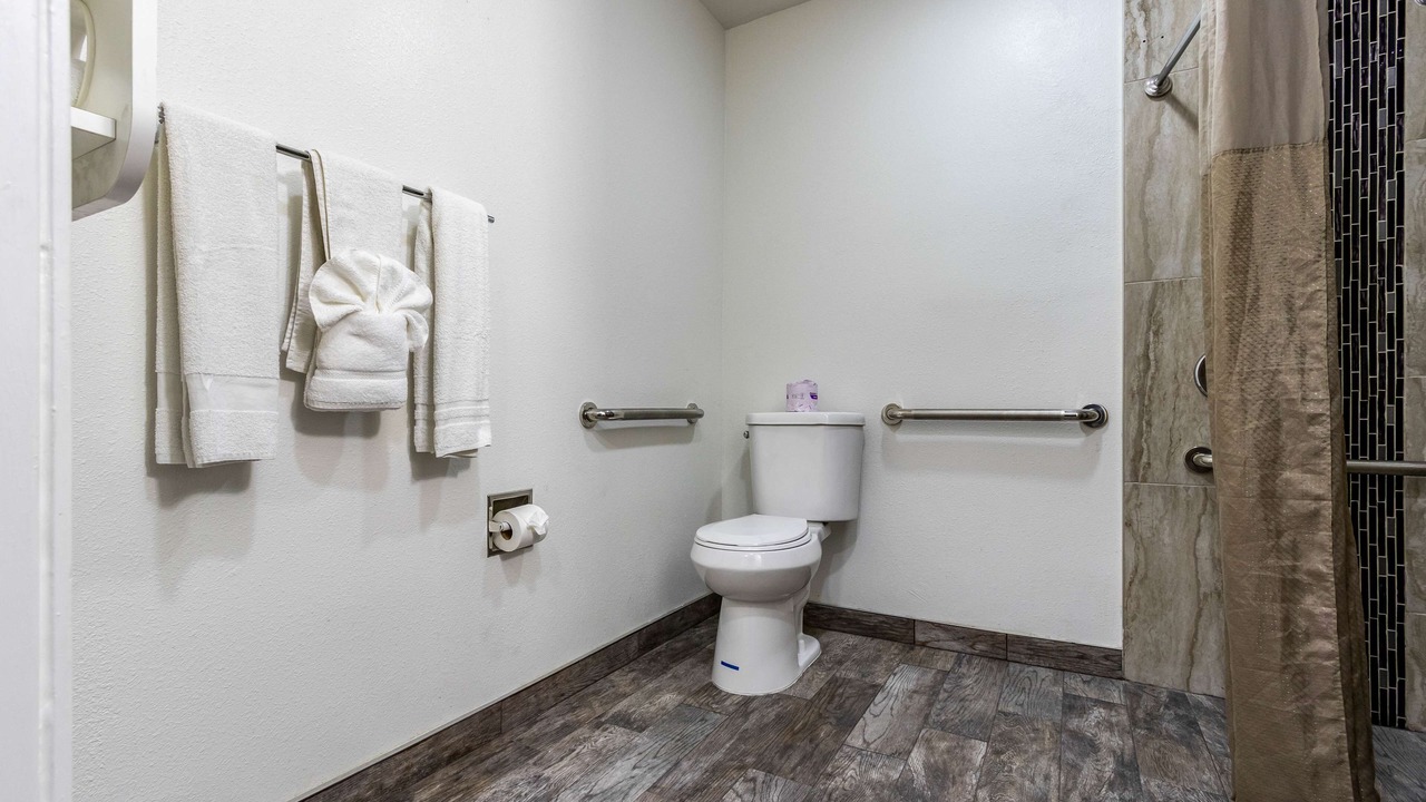 Photo of Bathroom in Fountain Valley