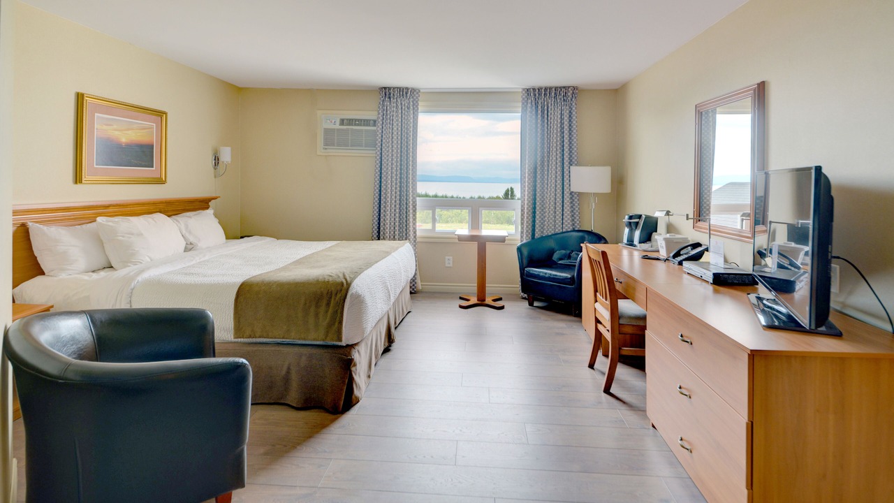 Photo of Bedroom in Riviere-du-Loup Regional County Municipality