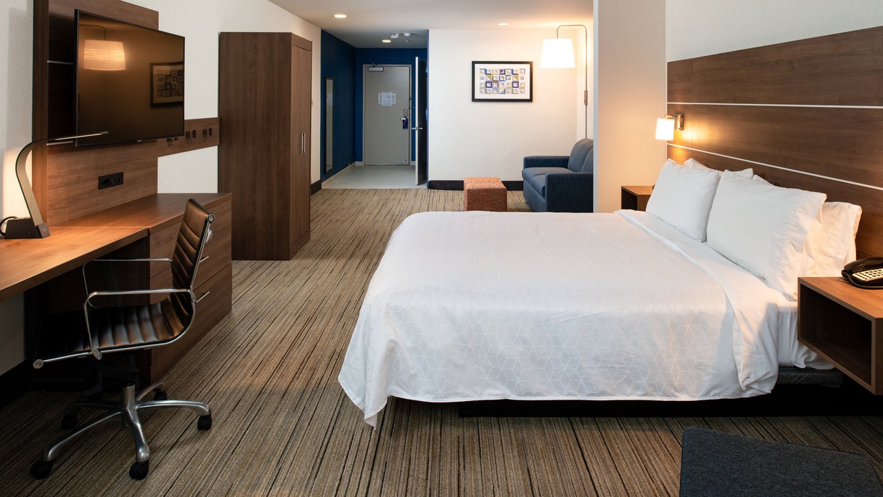 Photo of Bedroom in Westlake