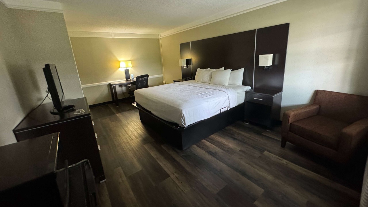 Photo of Bedroom in Tuscaloosa
