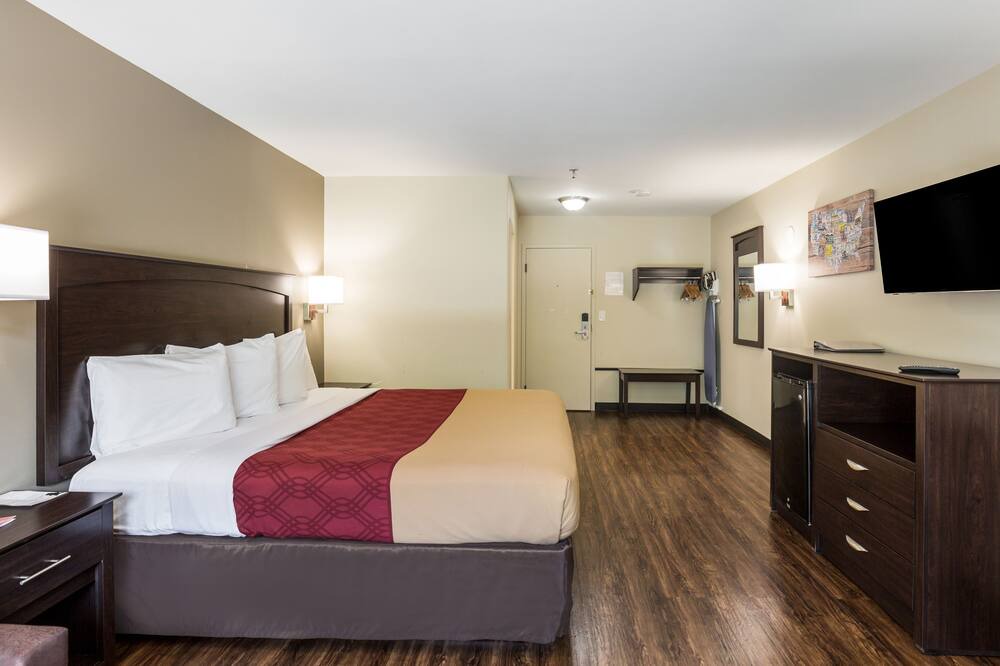 Photo of Bedroom in Vails Gate