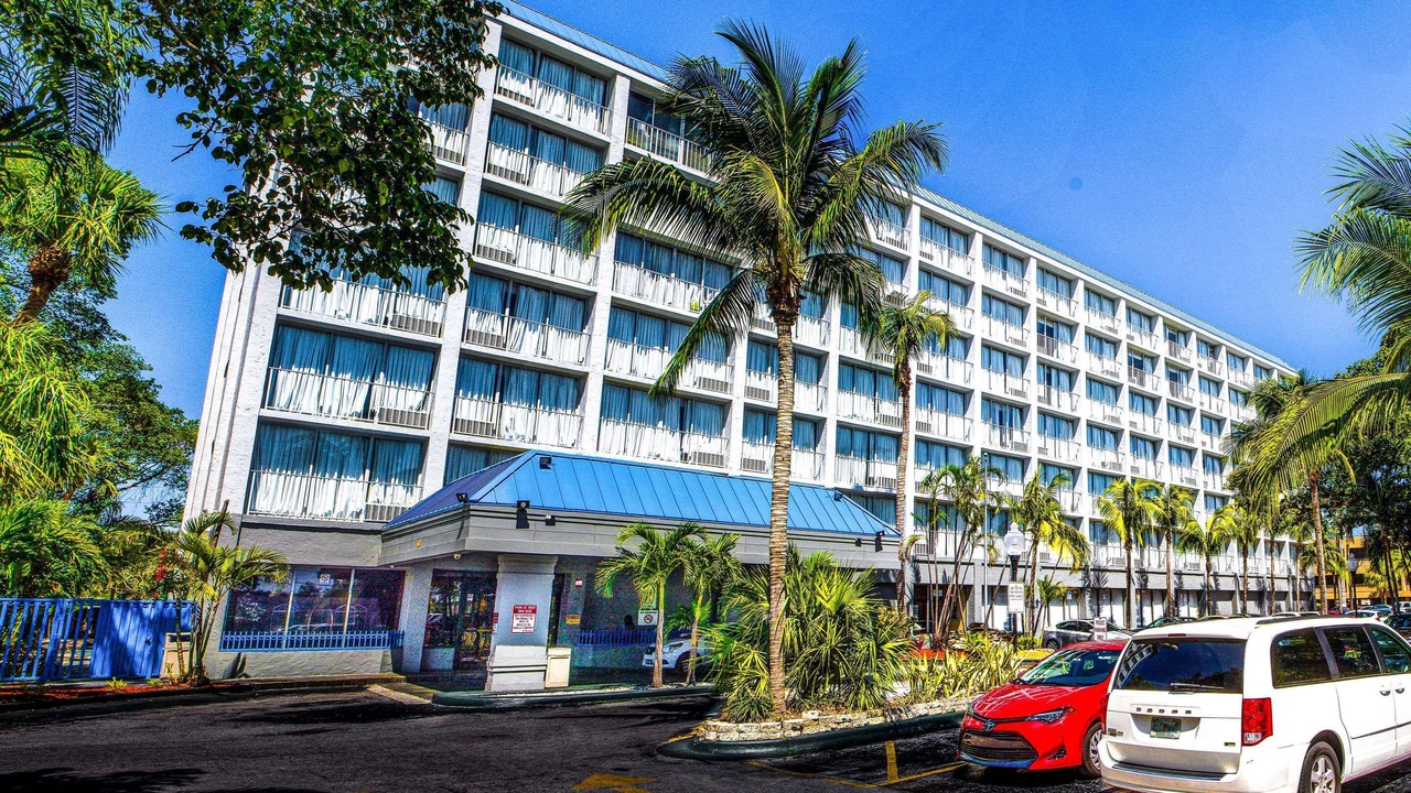 Photo of Outdoor in Golden Glades