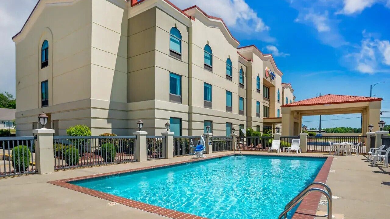Photo of Outdoor in Greenville