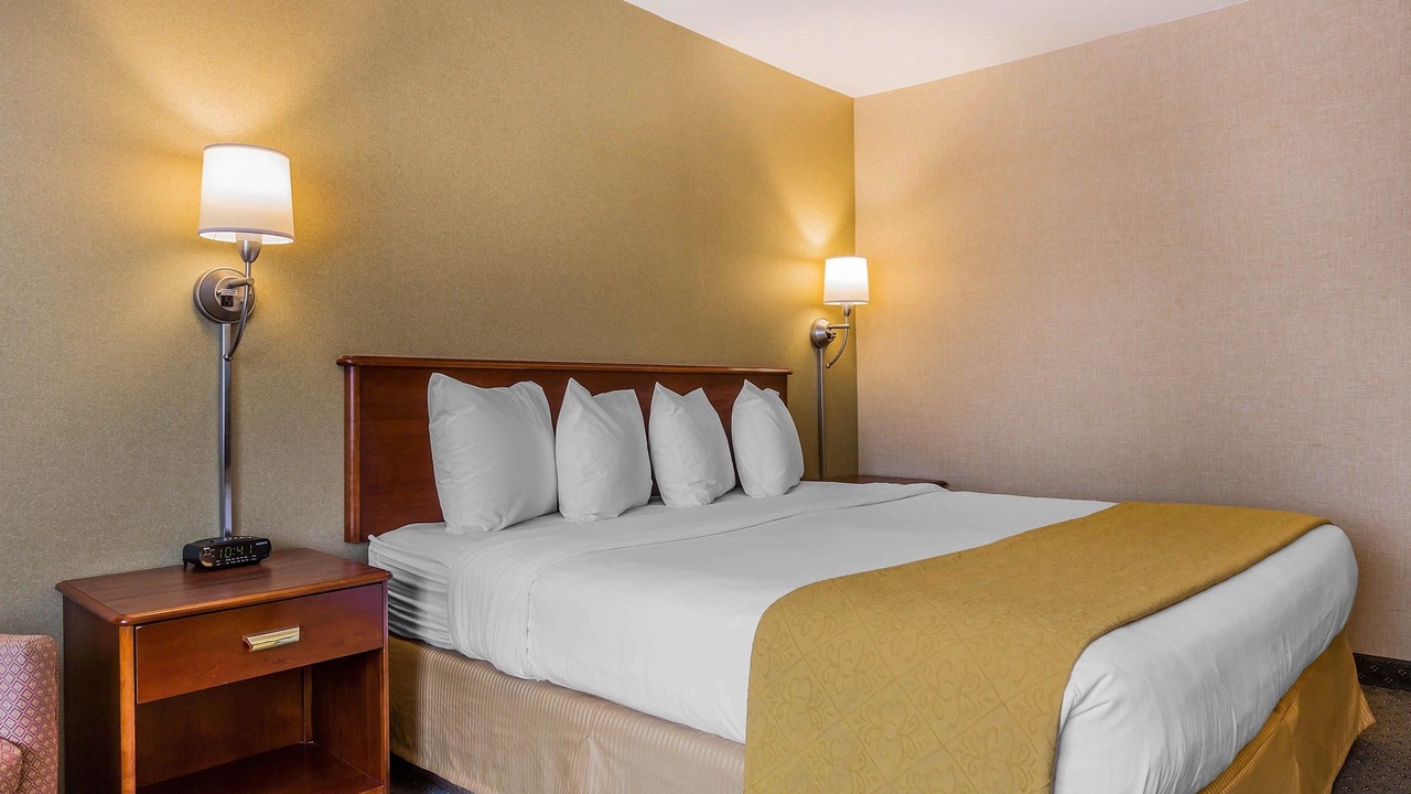 Photo of Bedroom in Hyde Park