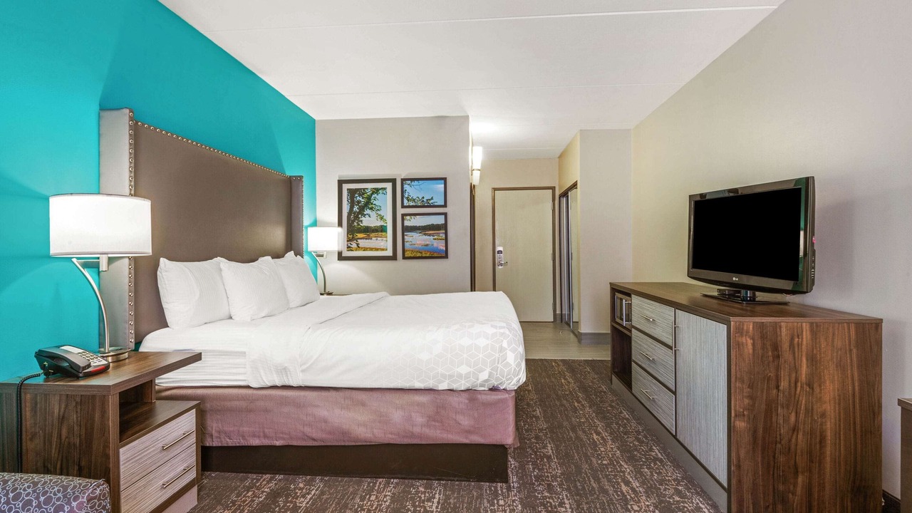 Photo of Bedroom in Jamestown