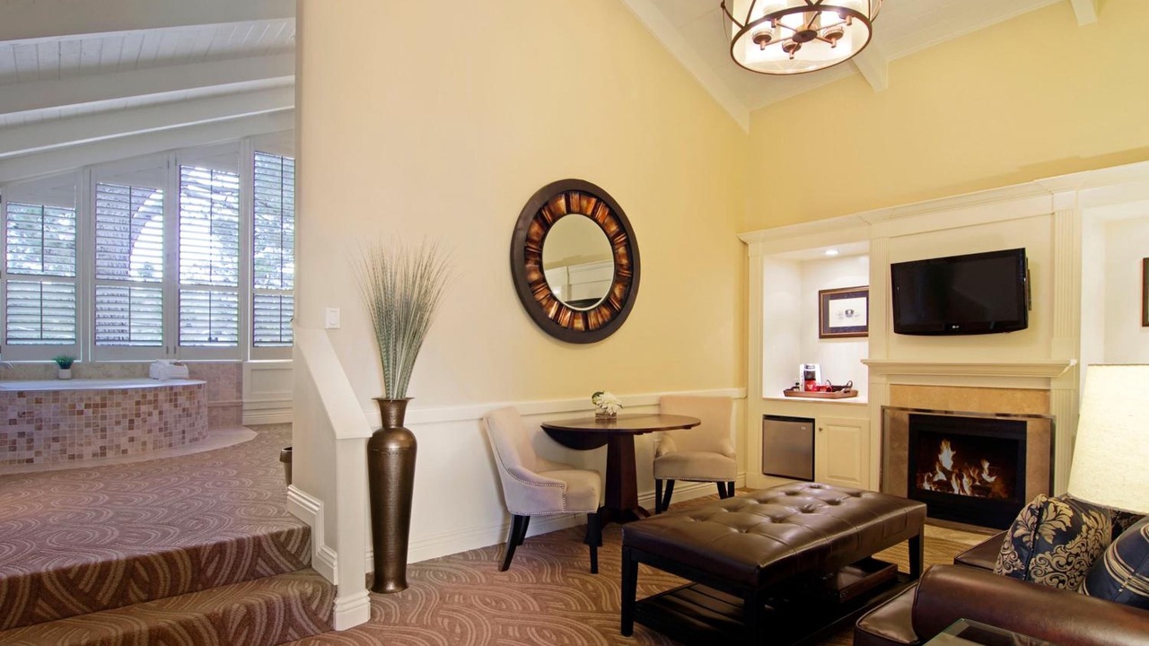 Photo of Livingroom in Golden Rectangle