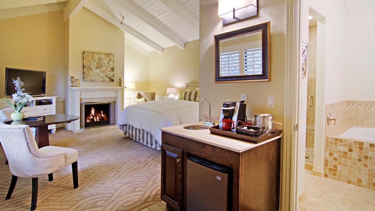 Photo of Bedroom in Golden Rectangle