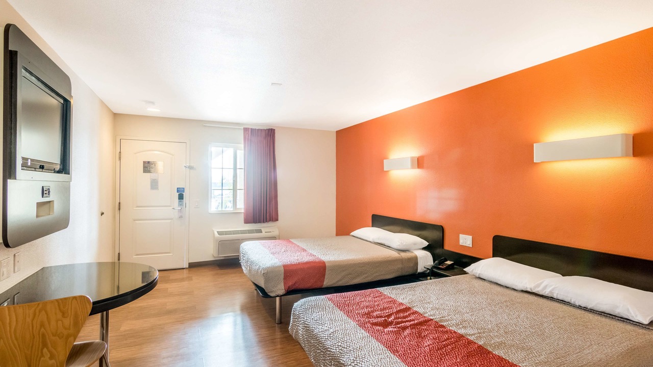 Photo of Bedroom in Bell Gardens