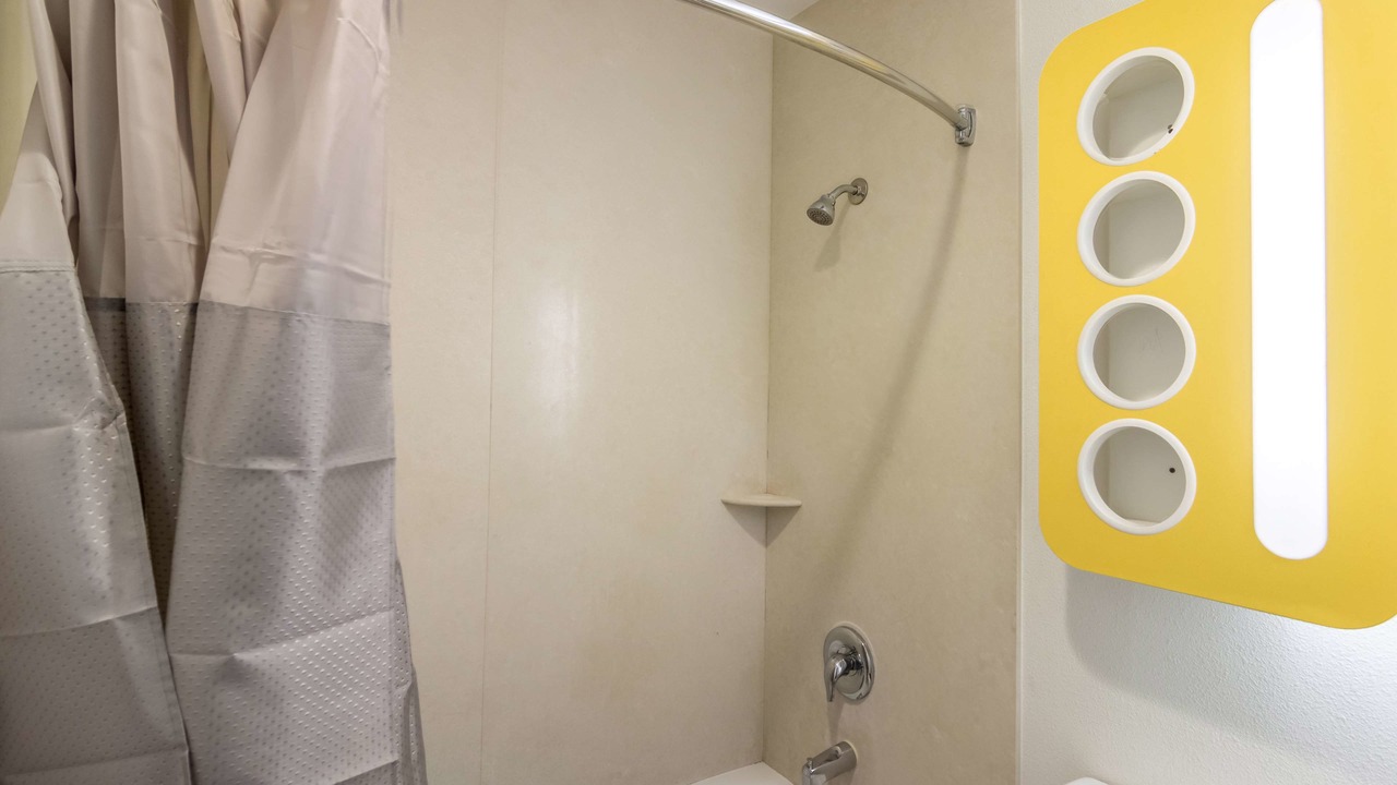 Photo of Bathroom in Bell Gardens