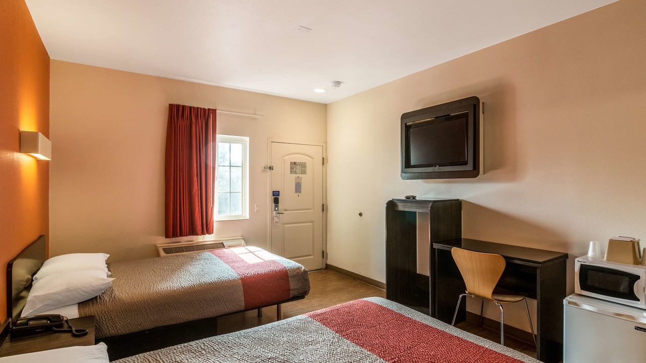 Photo of Bedroom in Bell Gardens