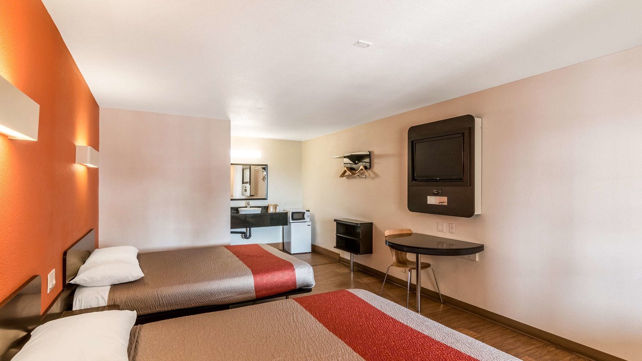Photo of Bedroom in Bell Gardens