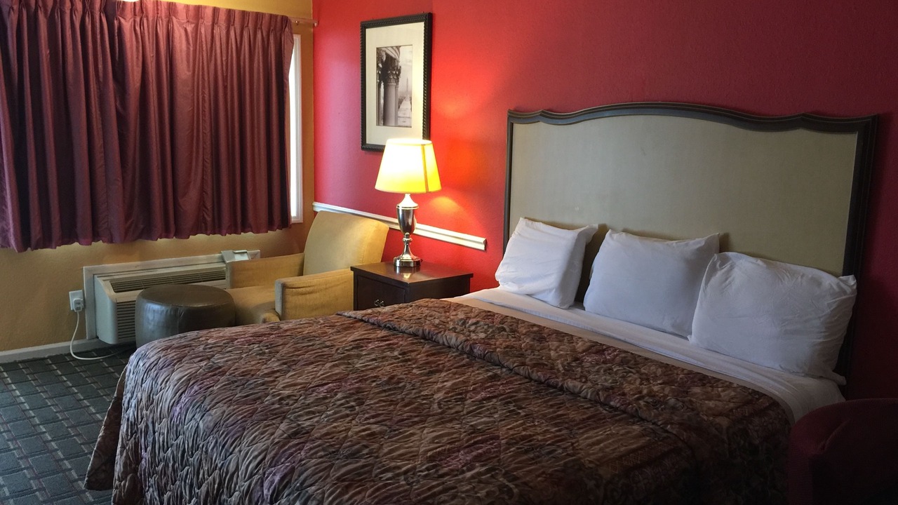 Photo of Bedroom in Demopolis
