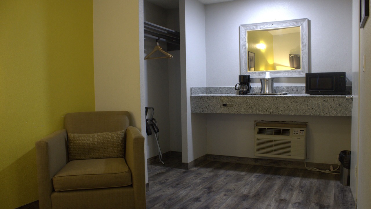 Photo of Bedroom in East Side Costa Mesa