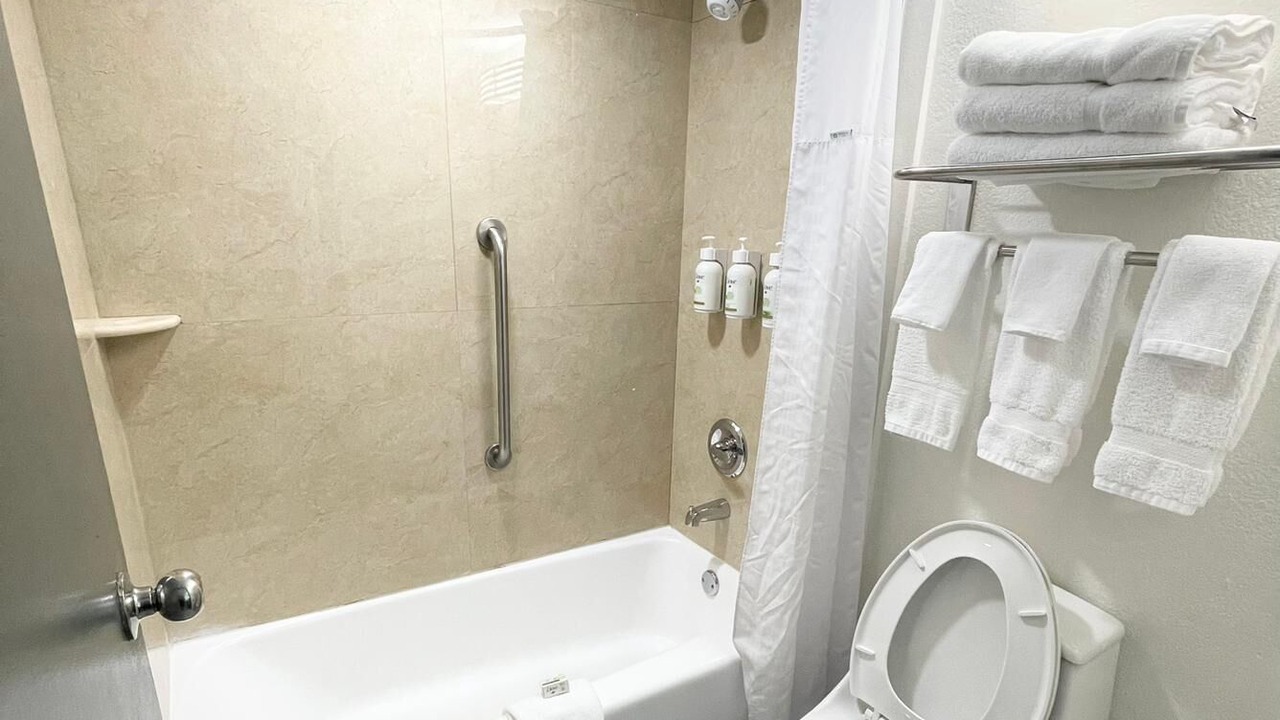 Photo of Bathroom in Tuscaloosa