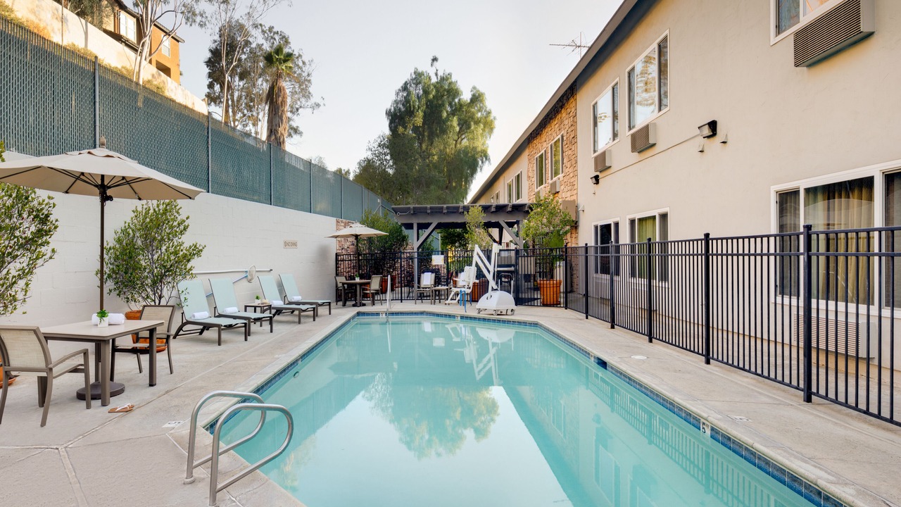 Photo of Outdoor in Corona