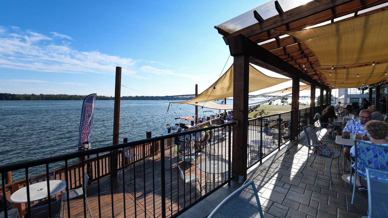 Photo of Patio Balcony in Niagara Falls