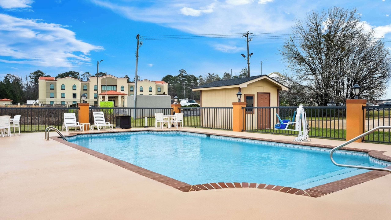 Photo of Outdoor in Greenville