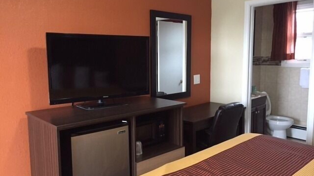Photo of Bedroom in Tonawanda