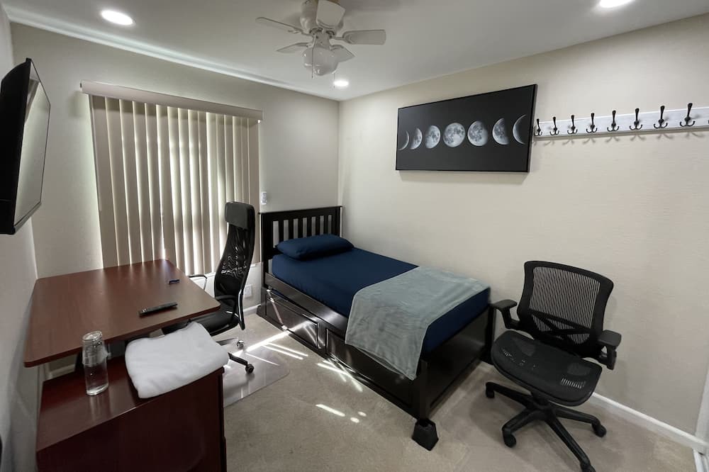 Photo of Bedroom in South San Jose