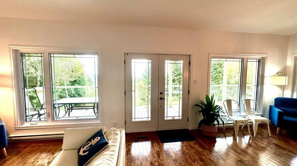 Photo of Livingroom in Saint-Joseph-de-la-Rive