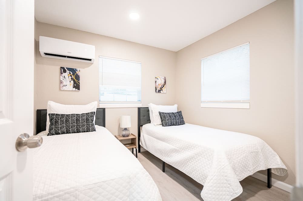 Photo of Bedroom in University