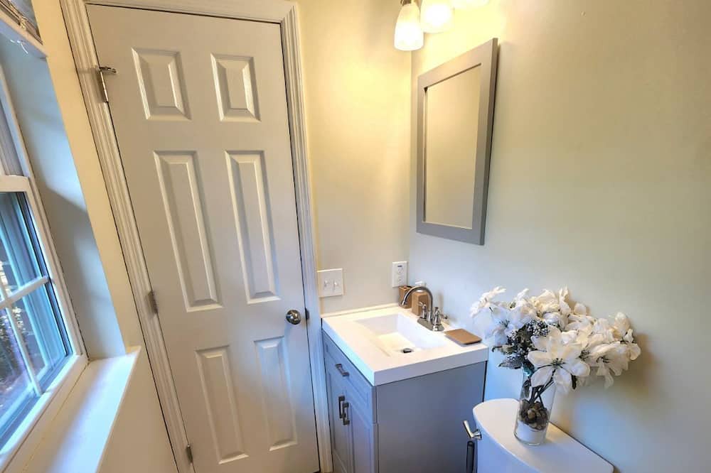 Photo of Bathroom in Bessemer
