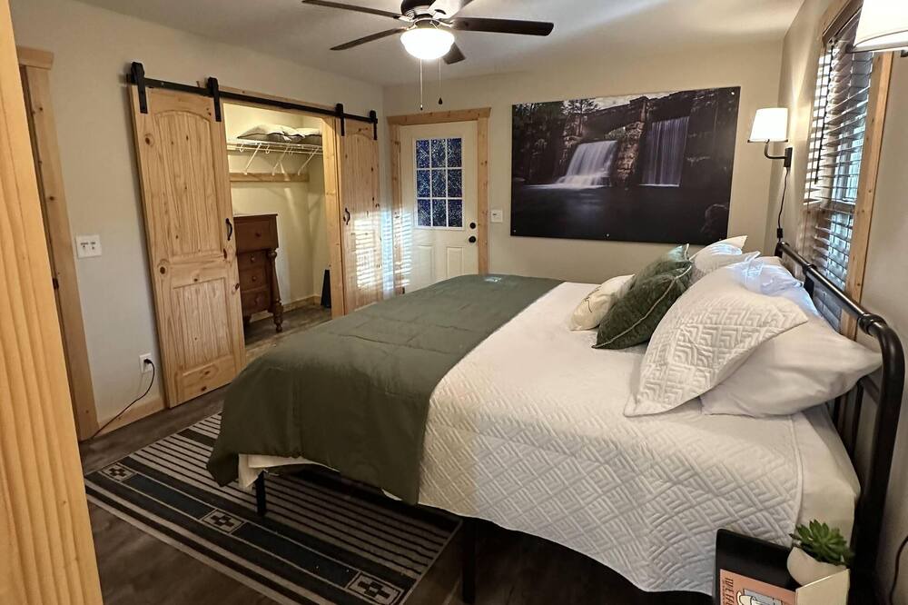 Photo of Bedroom in Mentone