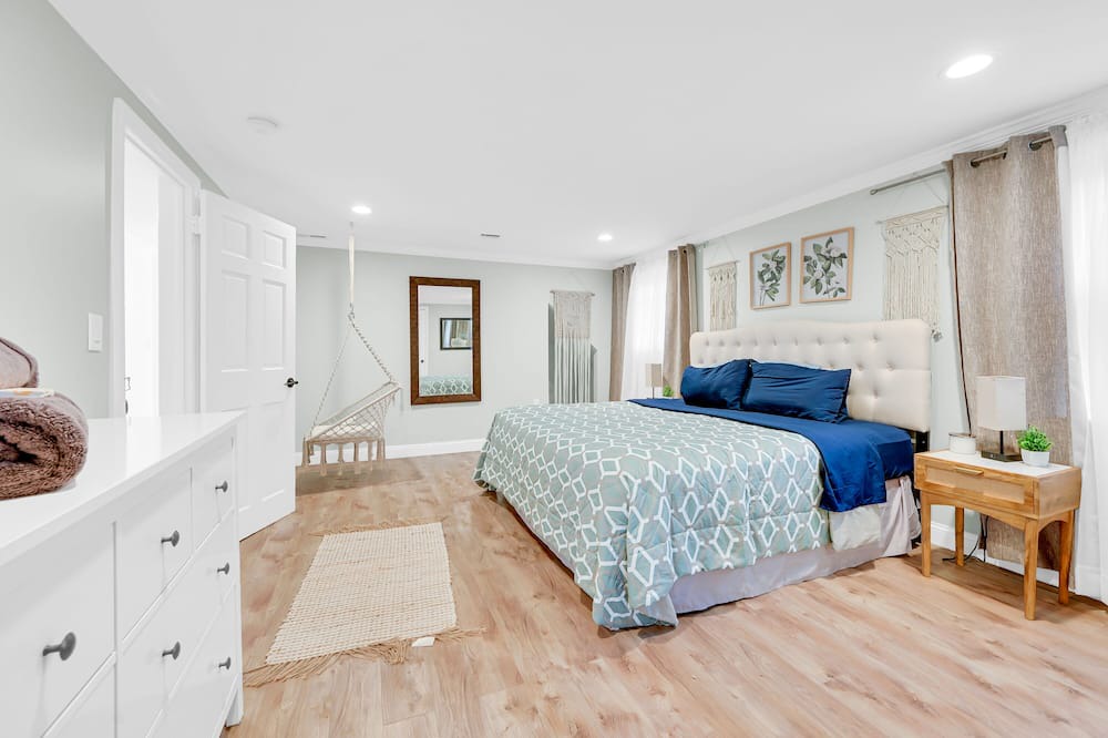 Photo of Bedroom in Englewood