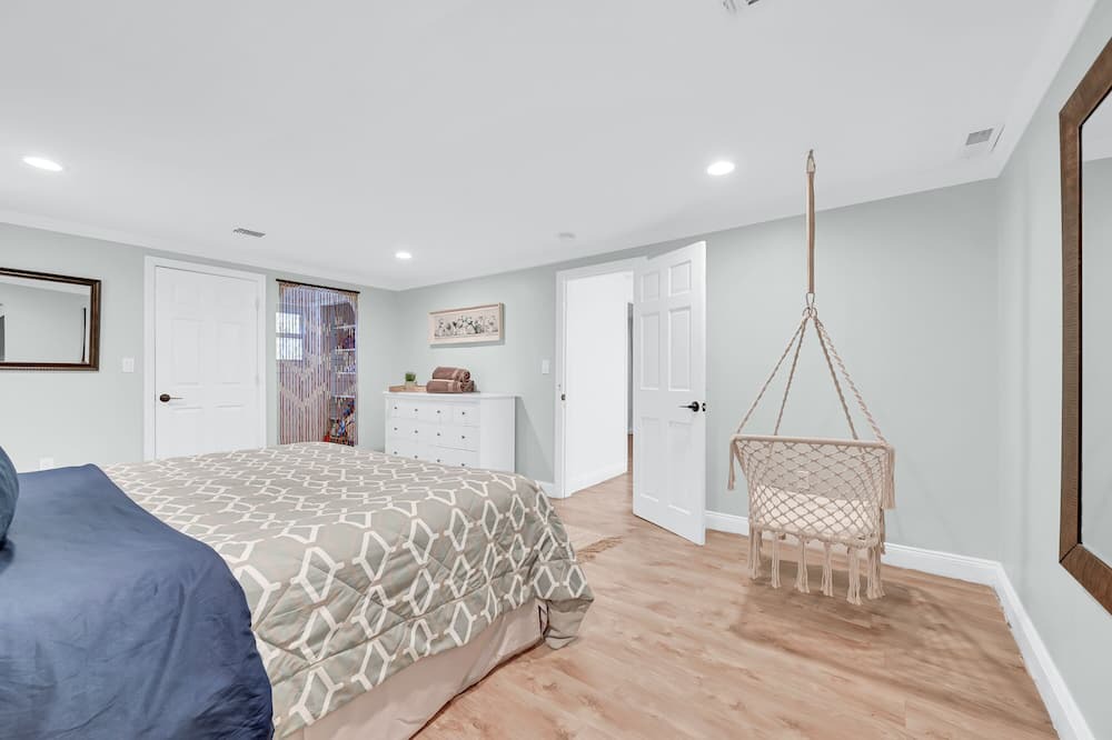 Photo of Bedroom in Englewood