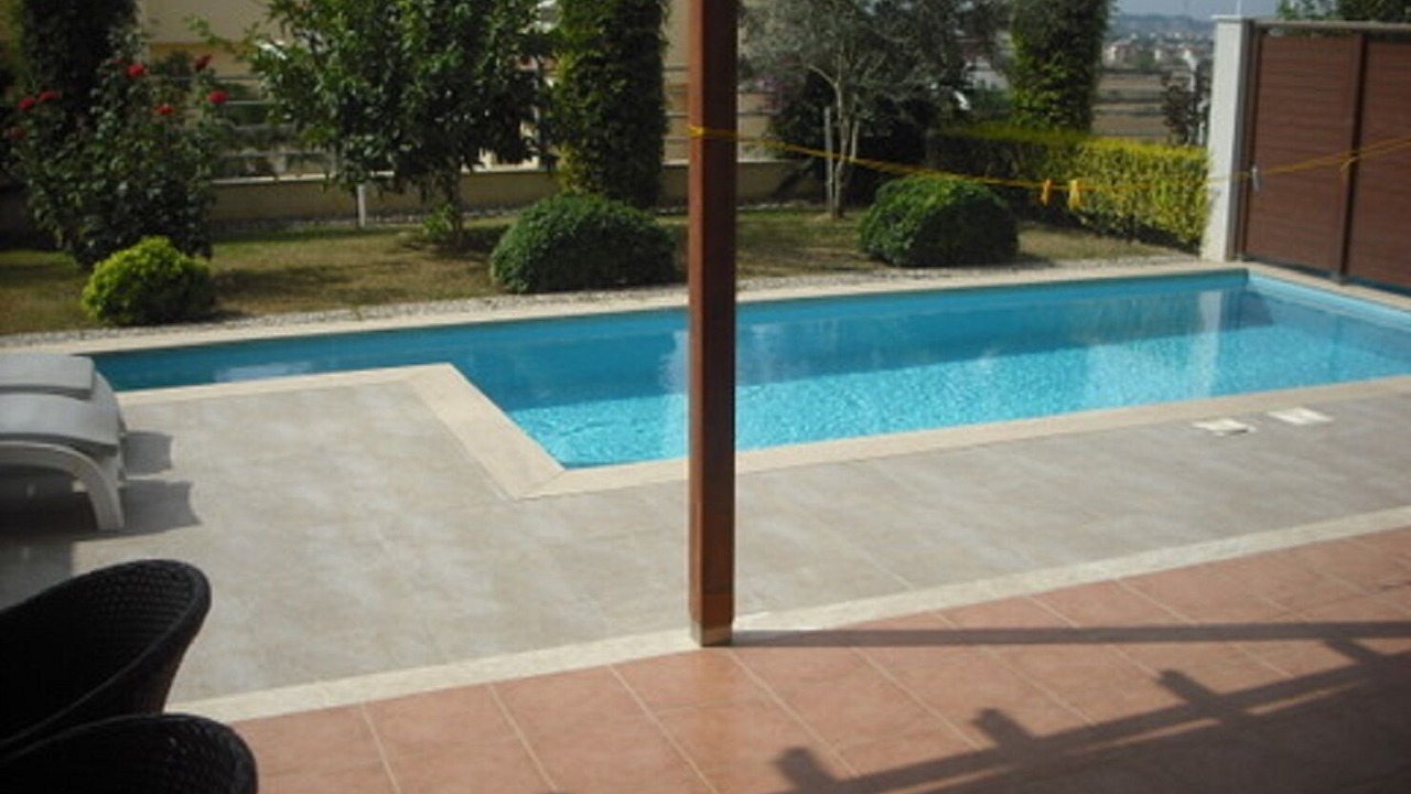 Photo of Outdoor in Side