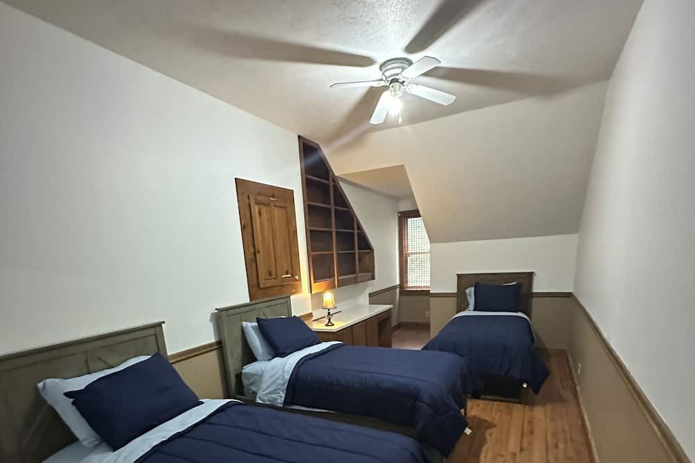 Photo of Bedroom in McComb