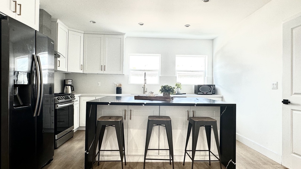 Photo of Kitchen in Valley Village