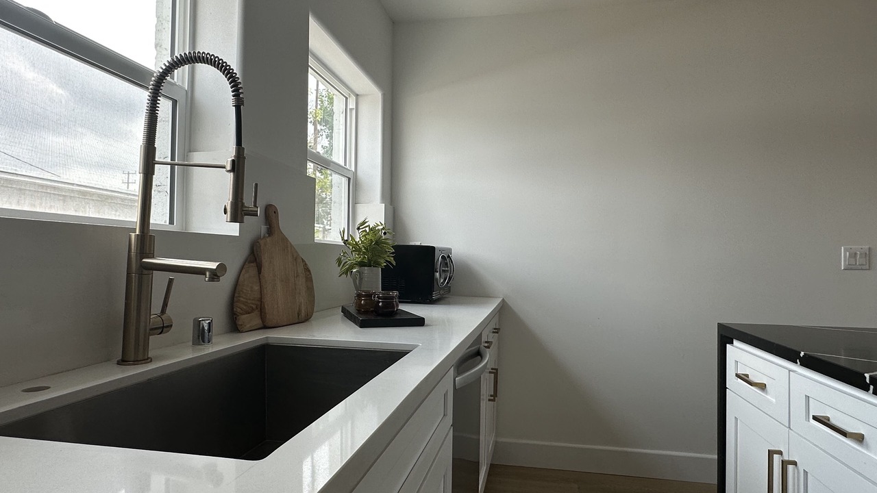 Photo of Kitchen in Valley Village