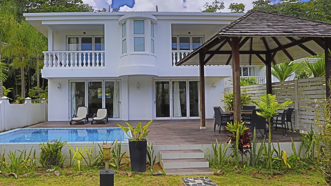 Photo of Outdoor in Beau Vallon