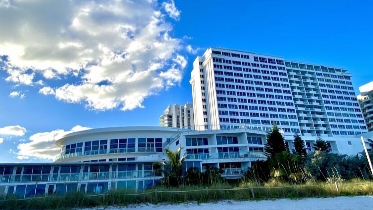 Photo of Outdoor in Mid Beach