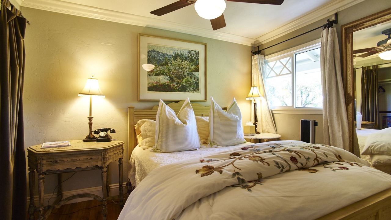 Photo of Bedroom in Laguna Beach