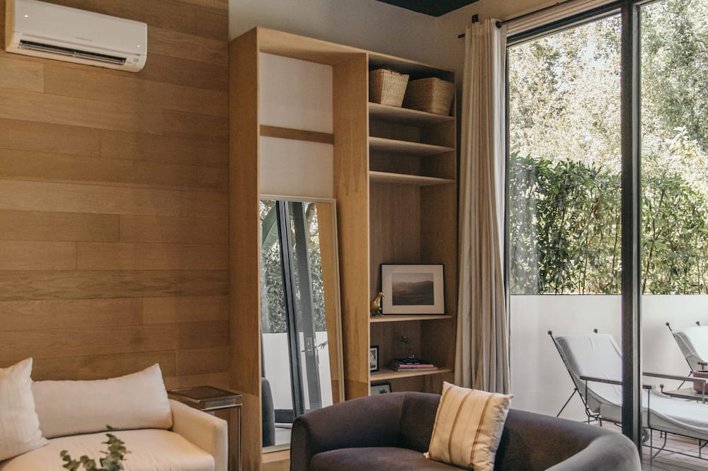 Photo of Livingroom in Malibu
