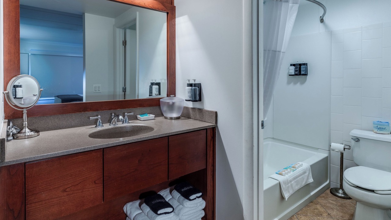 Photo of Bathroom in Country Club Estates