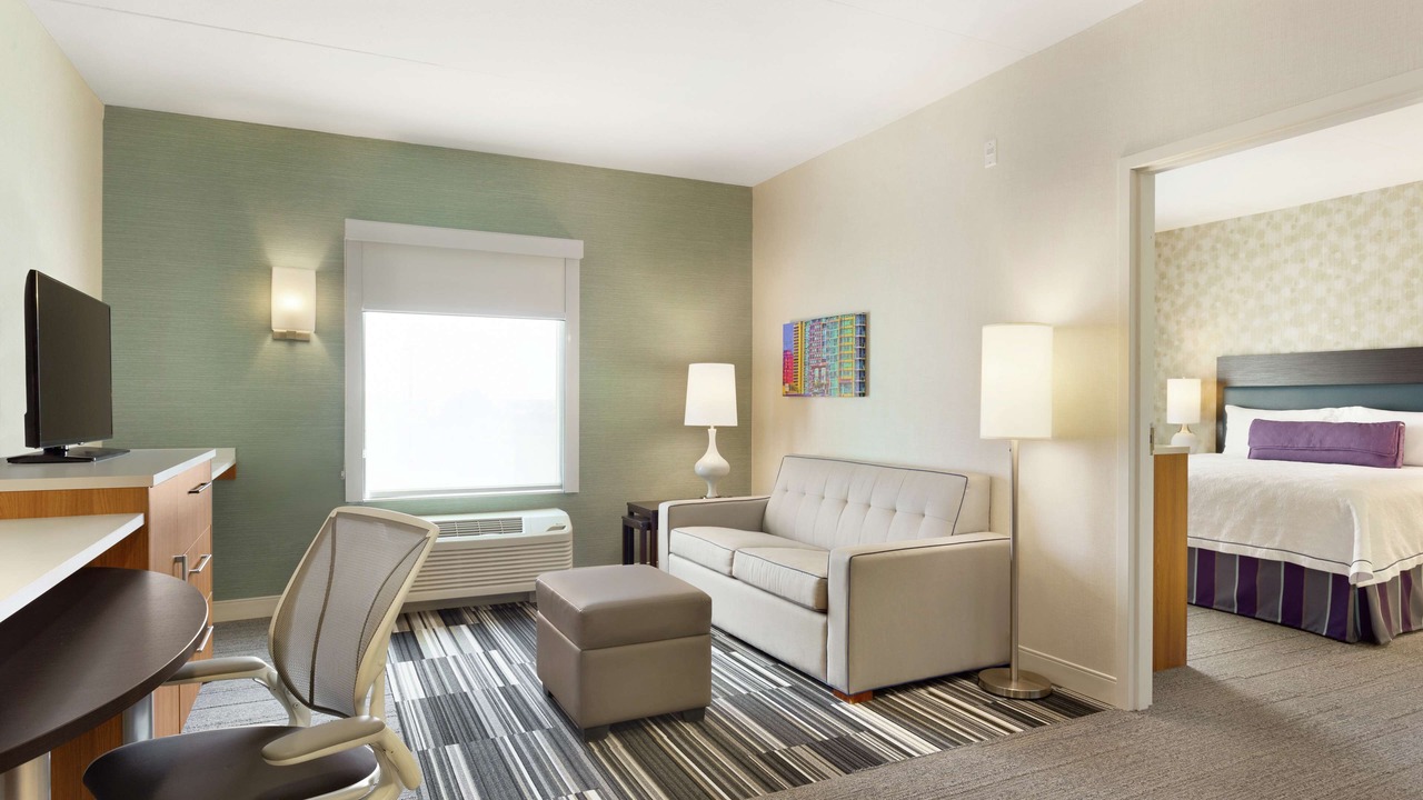 Photo of Livingroom in Halton Regional Municipality