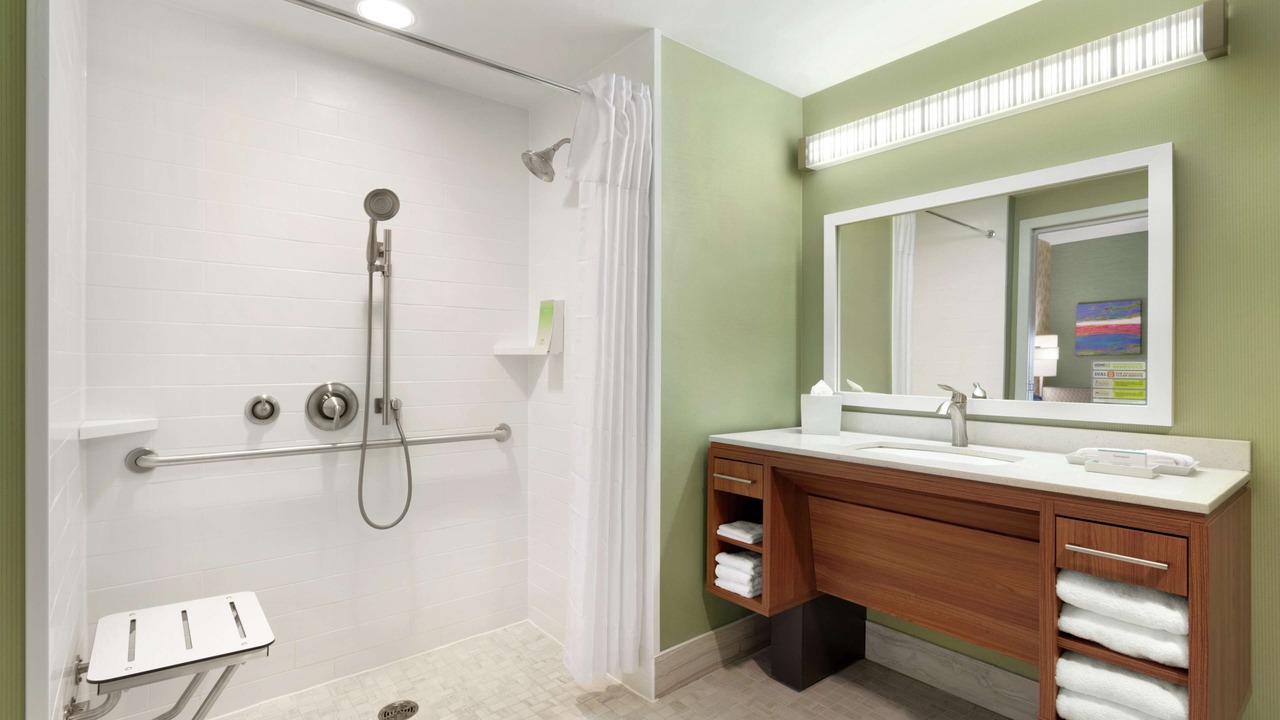 Photo of Bathroom in Halton Regional Municipality