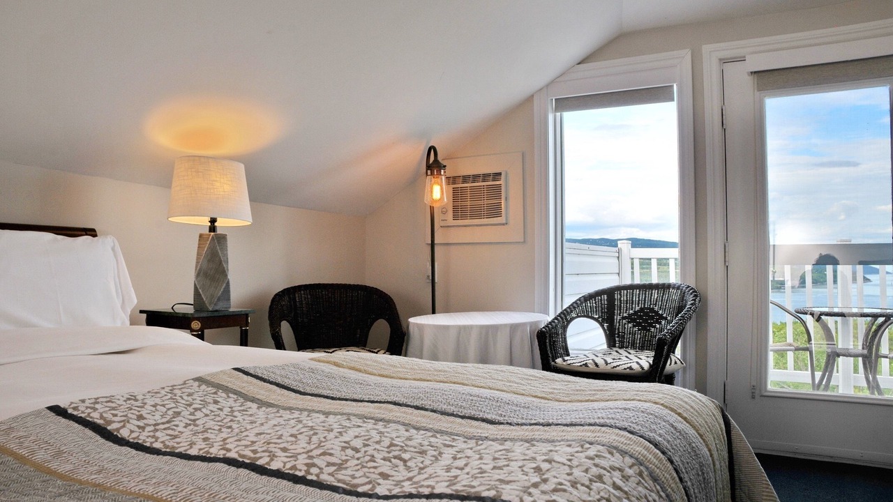 Photo of Bedroom in Pointe-au-Pic