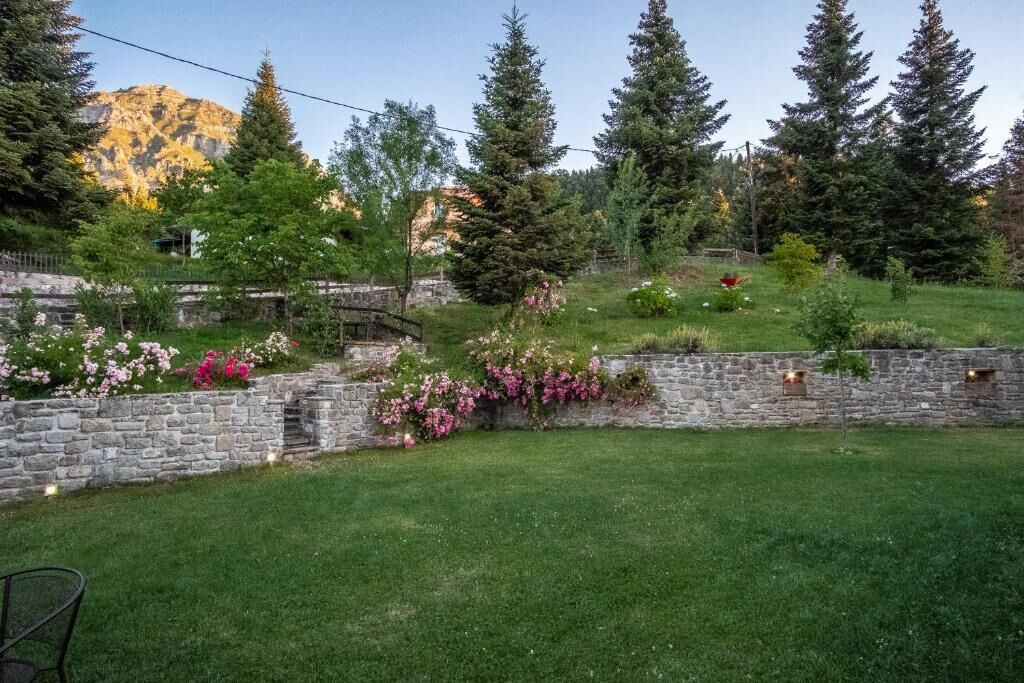 Photo of Outdoor in Tsopela