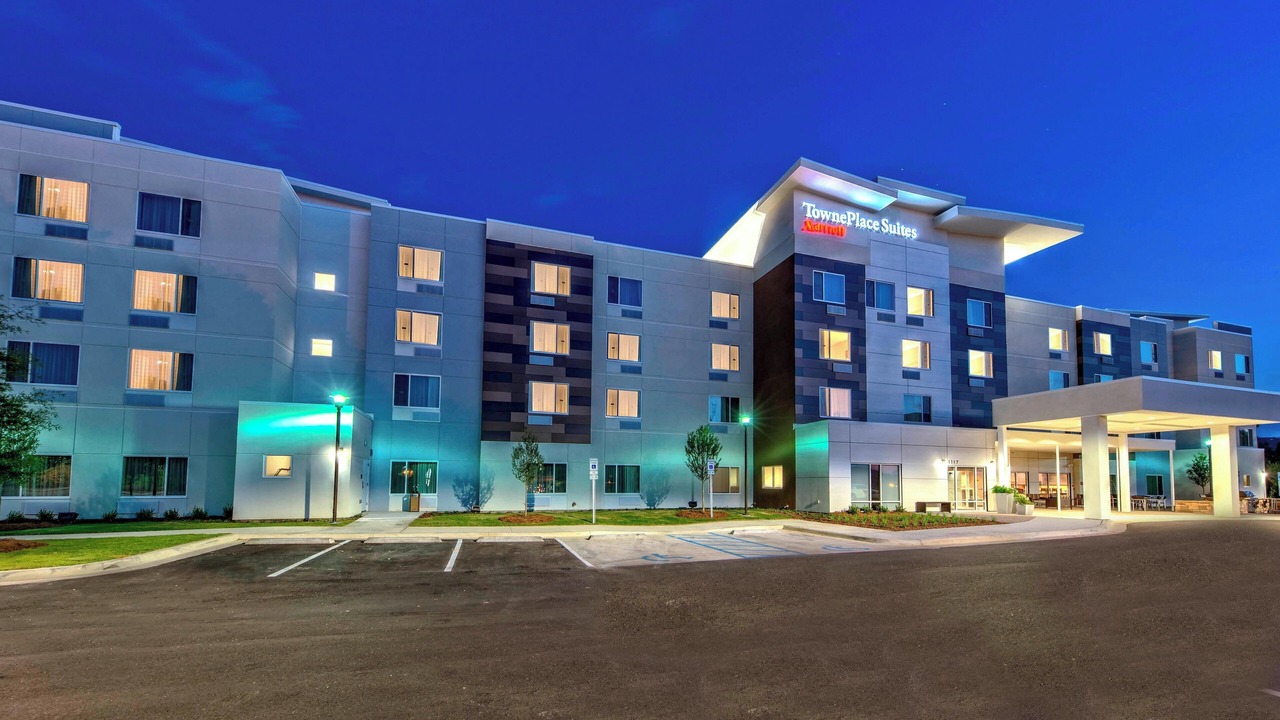 Photo of Outdoor in Auburn
