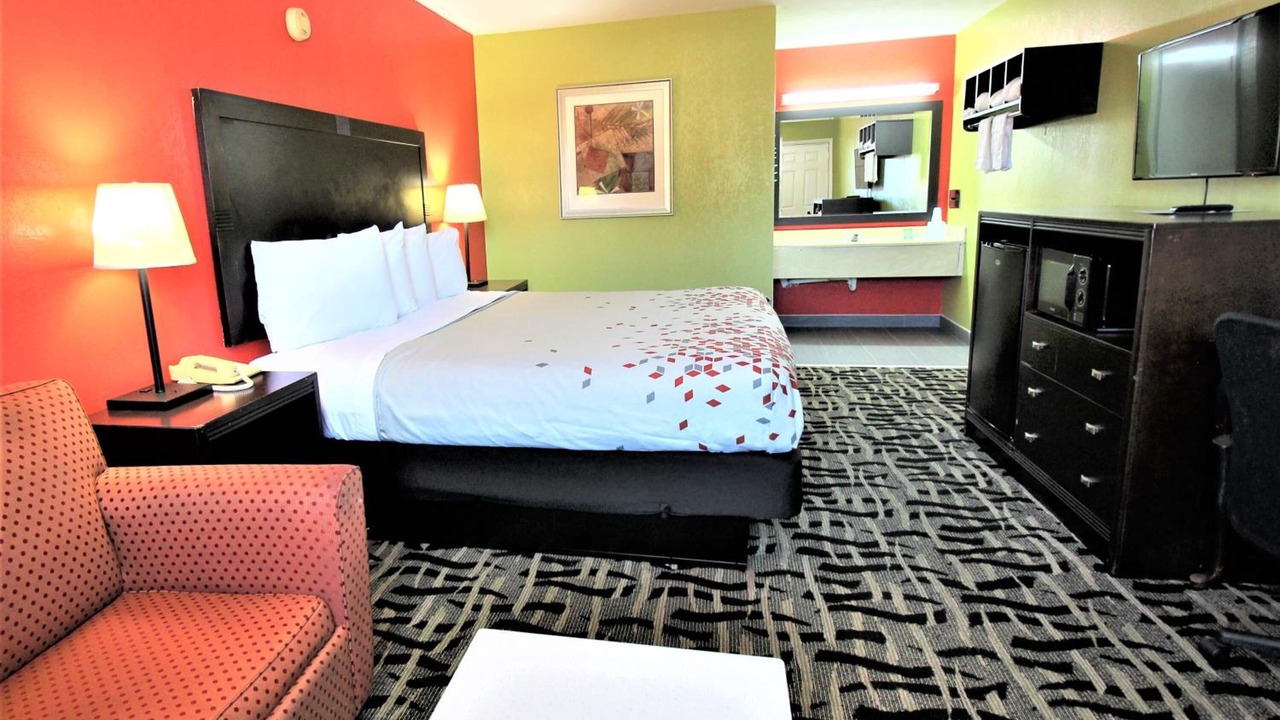 Photo of Bedroom in Eutaw