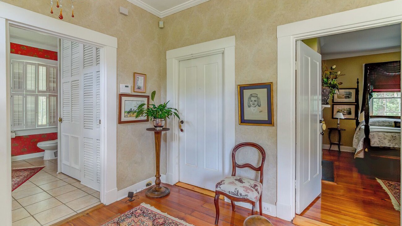 Photo of Bedroom in Vicksburg